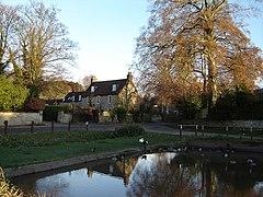 Brantingham Pond - geograph.org.uk - 1056949.jpg
