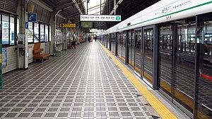 Seoul-metro-233-Daerim-station-platform-20181121-112312.jpg