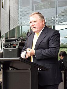 Peter Hitchener 01.JPG
