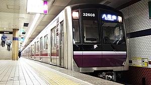 OsakaSubway-32608F.JPG