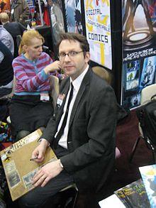 Evan Dorkin 2007 NY Comic Con.jpg