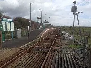 Cambrian Coast Railway at Abererch Station (geograph 5753323).jpg