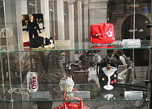Bag and purse museum (cropped).jpg