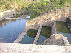 Tippagondanahalli-dam.jpg