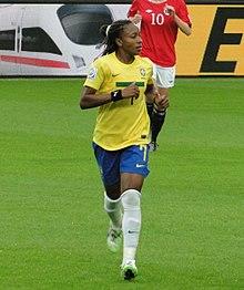 Ester (07), meio-campista, DSC00875 (cropped).jpg