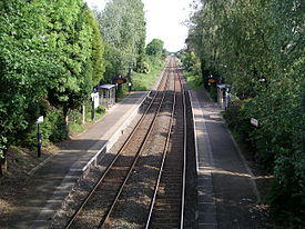 Bedworth station from road bridge 3u07.JPG