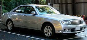 1999 Nissan Gloria 01.jpg