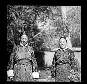Wangchen Geleg Surkhang, Phuntsog Rabgye Ragashar.jpg