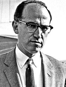 Jonas Salk candid.jpg