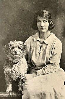 Veronical Whall portrait.jpg