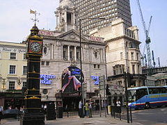 Victoriastreet victoriapalace.jpg