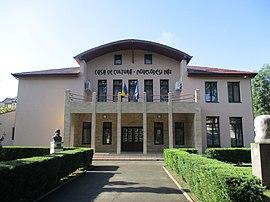 Casa de cultura Marghita.JPG