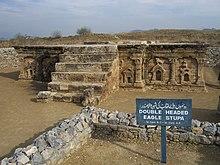 Double-Headed Eagle Stupa at Sirkap 06.jpg