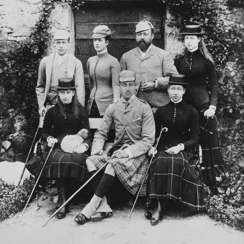 Family of Edward and Alexandra.png