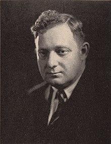 Gitlow-benjamin-1928 (cropped).jpg