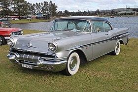 1957 Pontiac Star Chief (19545567434).jpg