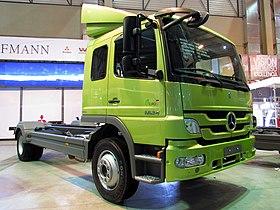 Mercedes Benz Atego 1624 2012 (15054808361).jpg