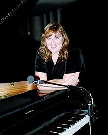 Jenniferscottatpiano.jpg