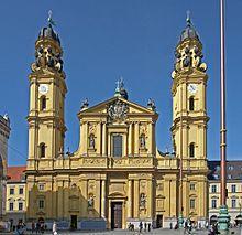 MünchenTheatinerkirche a.jpg