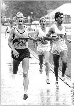 Bundesarchiv Bild 183-Z0880-023, Hansjörg Kunze, Werner Schildhauer, Olaf Kampe.jpg