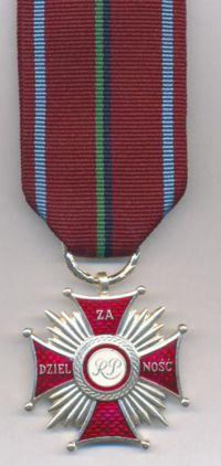 Krzyz-zaslugi-za-dzielnosc, Poland 106249787.jpg