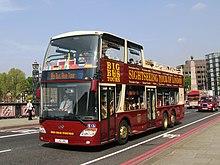 Lambeth Bridge - Big Bus AN341 (LJ12JVL).jpg