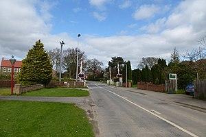 Level Crossing (geograph 3930168).jpg