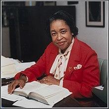Margaret Alexander (13270304753).jpg