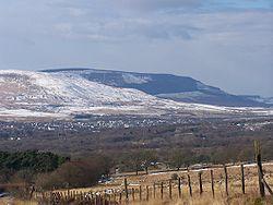 View from Llwydcoed towards Hirwaun March 2006.jpg