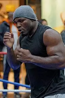 20140528 - Carlos Takam 06.jpg