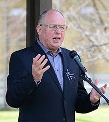 Sid Ryan at Day of Mourning - 2015 (17306373505) (cropped).jpg