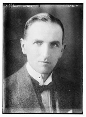 Denis Mackail (ca. 1910-1915) 4586896556 d2c2253f35 o.jpg
