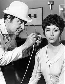 Patrick MacNee Linda Thorson 1968.JPG