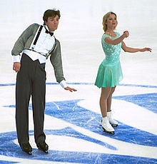Berezhnaya and Sikharulidze 2001 GPF.jpg