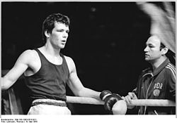 Bundesarchiv Bild 183-1983-0510-021, Henry Maske, Manfred Wolke.jpg