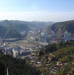 延安市：Yan'an City 2007年.jpg