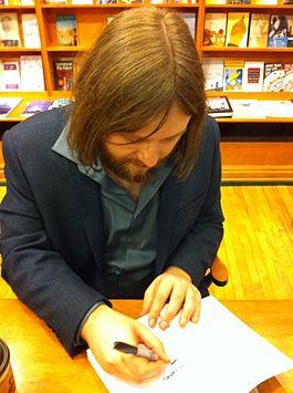 Lee Mellor Book Signing 2013.jpg