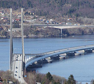 Nordhordalandsbrua towards north.jpg