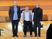 Hakhverdyan (in the middle) during a concert in 2016