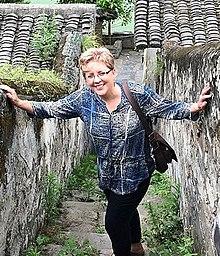 Carrie Gracie portrait.jpg