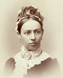 Mary Scharlieb c1875.jpg