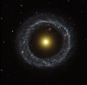 Hoag's object.jpg