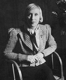 Suzy Solidor 1-K-12432-2.jpg