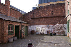 Birmingham back to backs 4 (3874510488).jpg