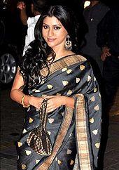 Konkona at Taj lands end.jpg