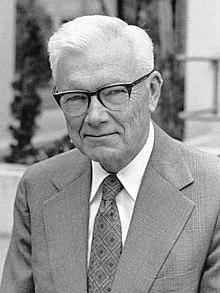 Paul Flory 1973.jpg