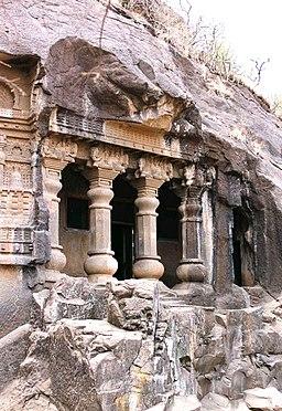 Nasik cave 17.jpg