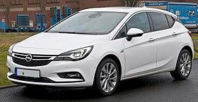 Opel Astra 1.6 CDTI ecoFLEX Dynamic (K) – Frontansicht, 23. Dezember 2016, Düsseldorf (cropped).jpg
