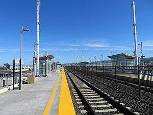 San Bruno Caltrain station platform, June 2018.JPG