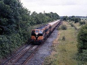 Train at Kilcock (geograph 2354578).jpg